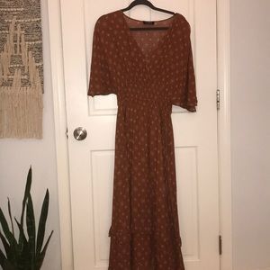 The perfect midi dress for fall